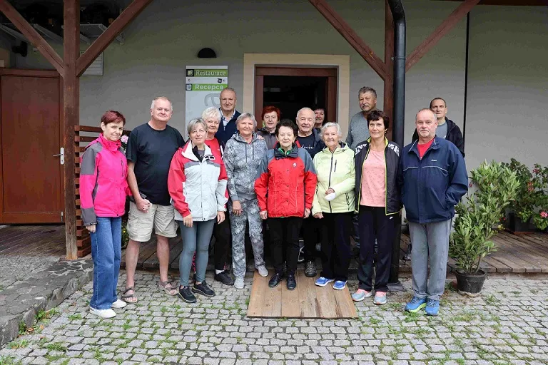 FN Ostrava podpořila rekondiční pobyt pacientů s roztroušenou sklerózou