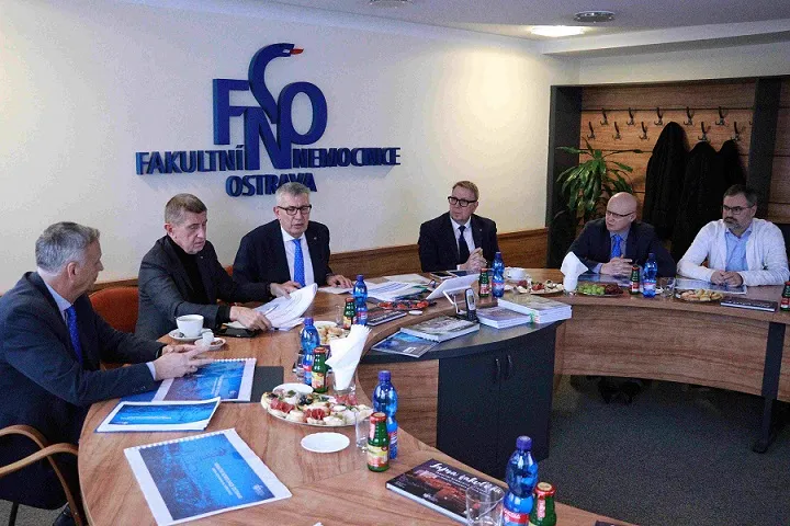 Předseda vlády Andrej Babiš navštívil Fakultní nemocnici Ostrava