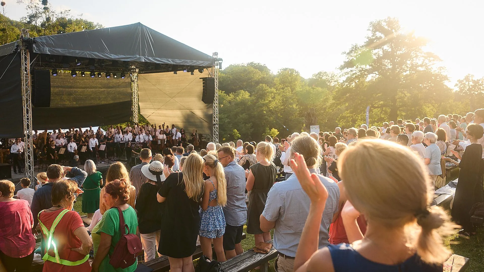 Hukvaldy ožijí hudbou. Festival Leoše Janáčka zve na velkolepé finále i novou scénu na Hukvaldském dvoře
